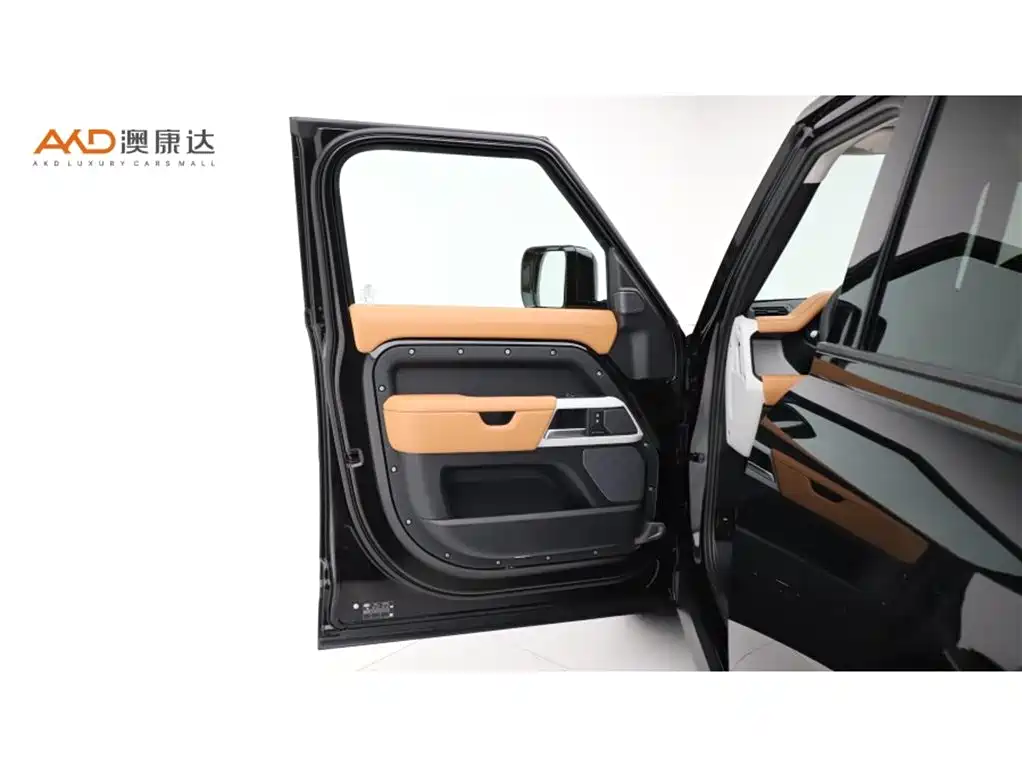 Land Rover Defender — миниатюра 10