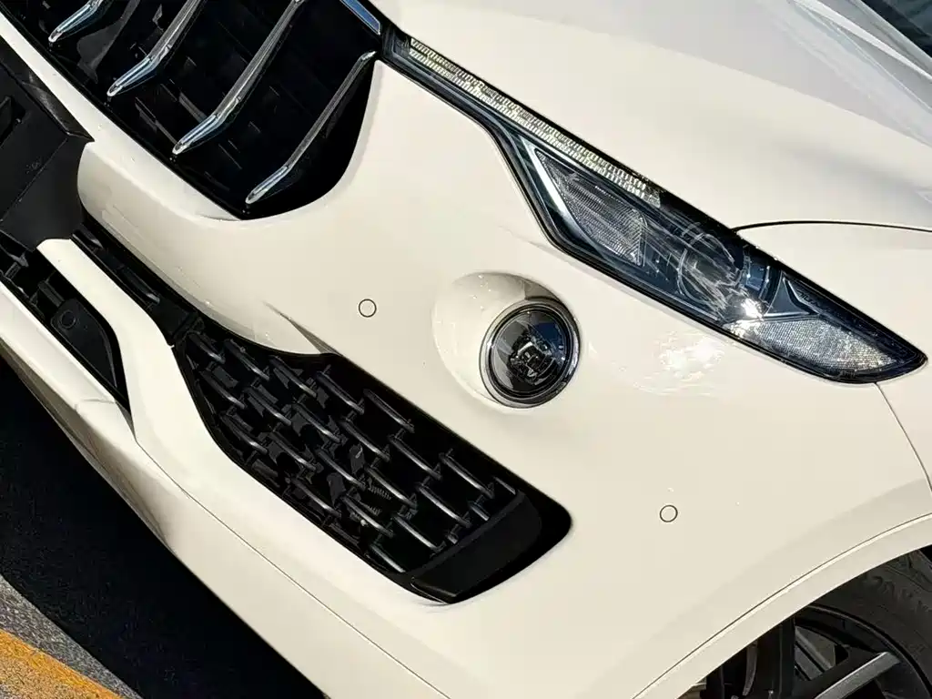 Maserati Levante — миниатюра 14