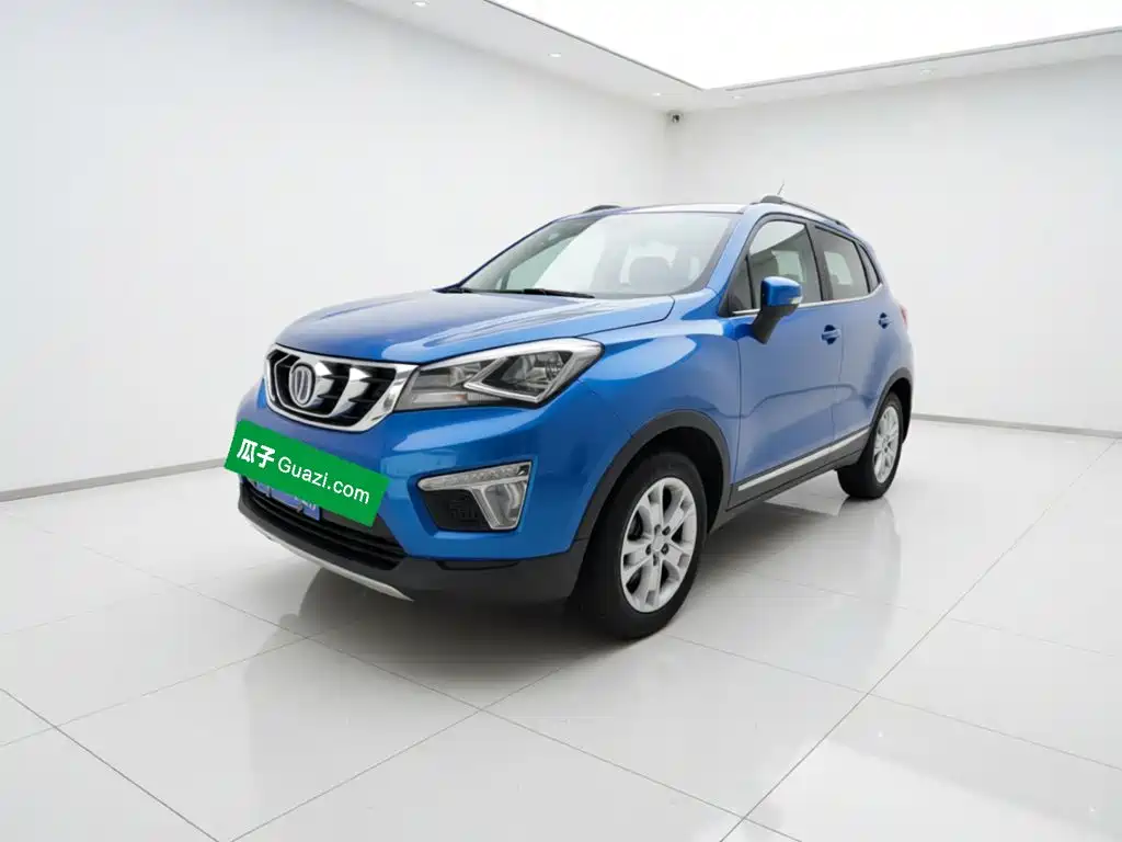 Changan CS15 — миниатюра 2