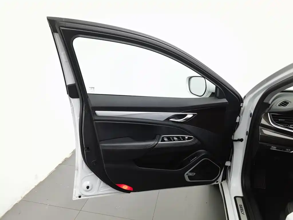 Geely Borui — миниатюра 8