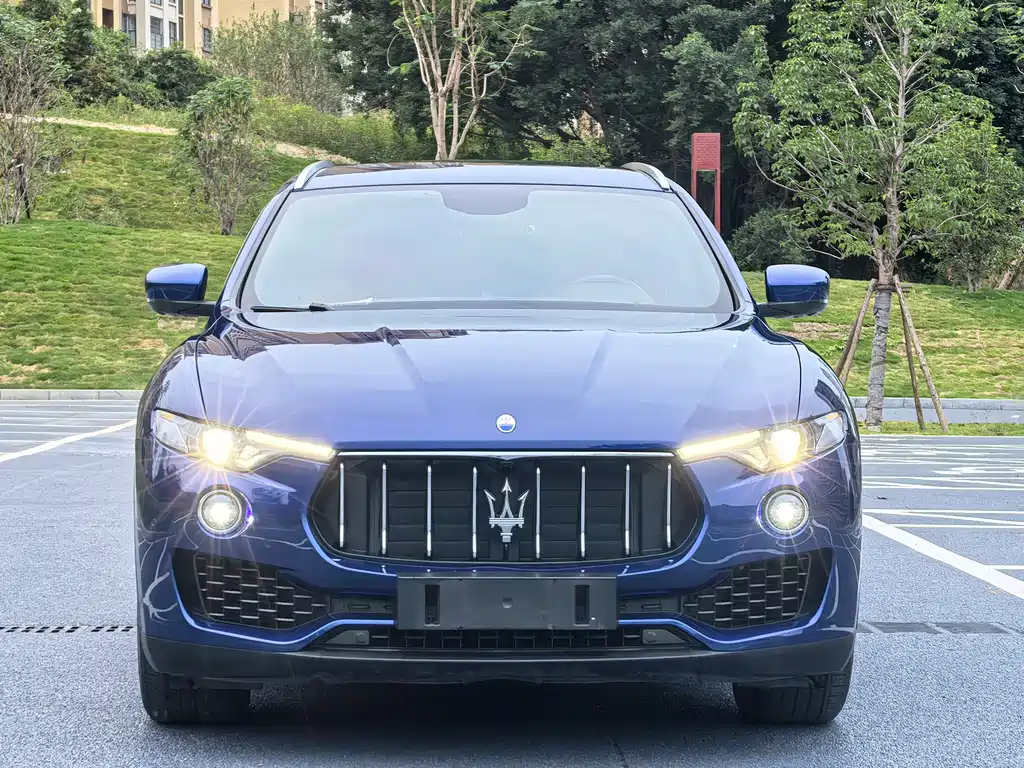 MASERATI LEVANTE