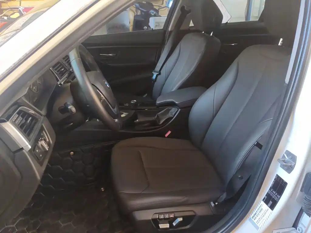 BMW 3 Series — миниатюра 15