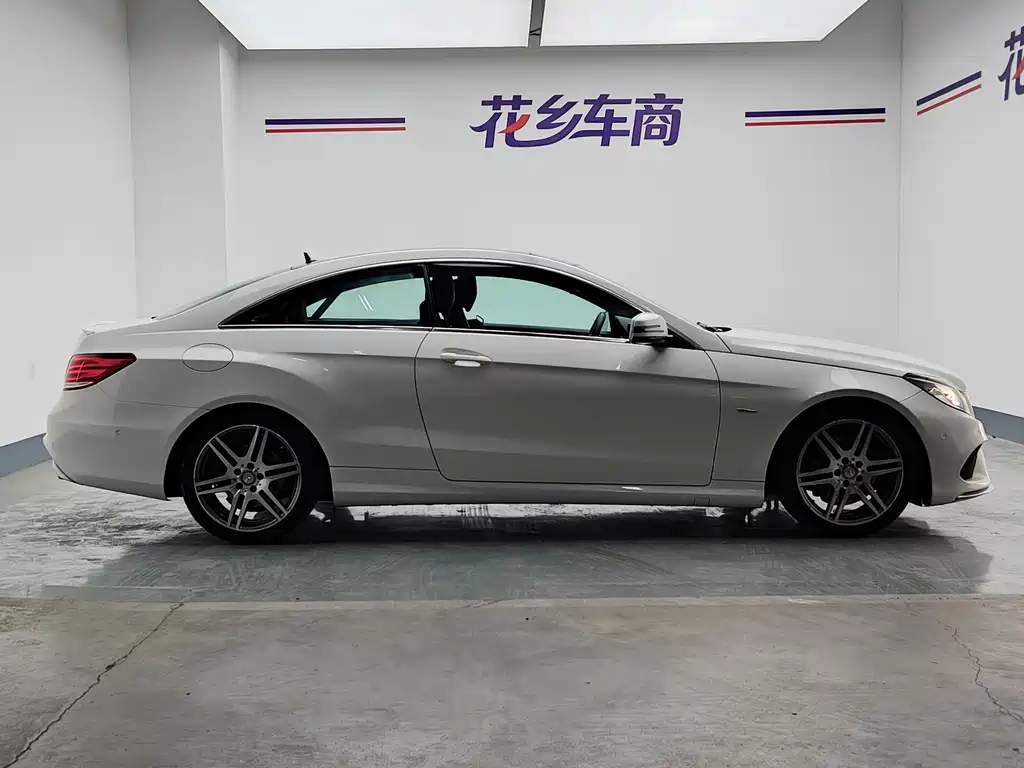 Mercedes-Benz E-Class (Import) — миниатюра 6