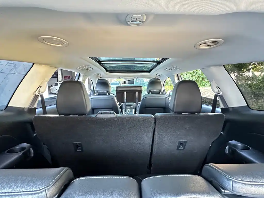Ford Edge — миниатюра 12