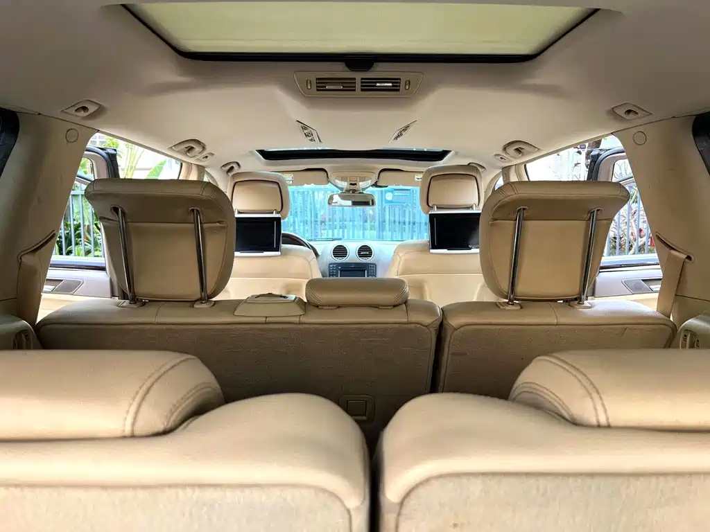 Mercedes-Benz GL-Class — миниатюра 10