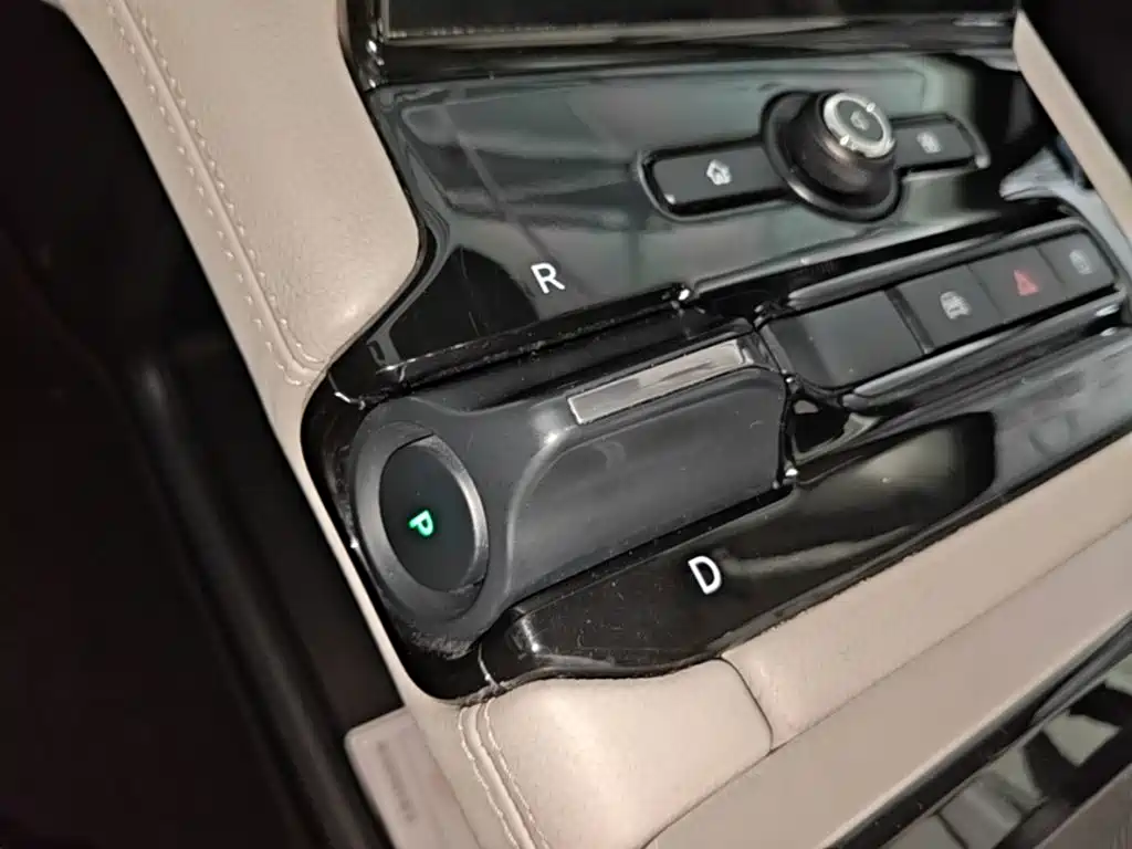 NIO ES8 — миниатюра 14