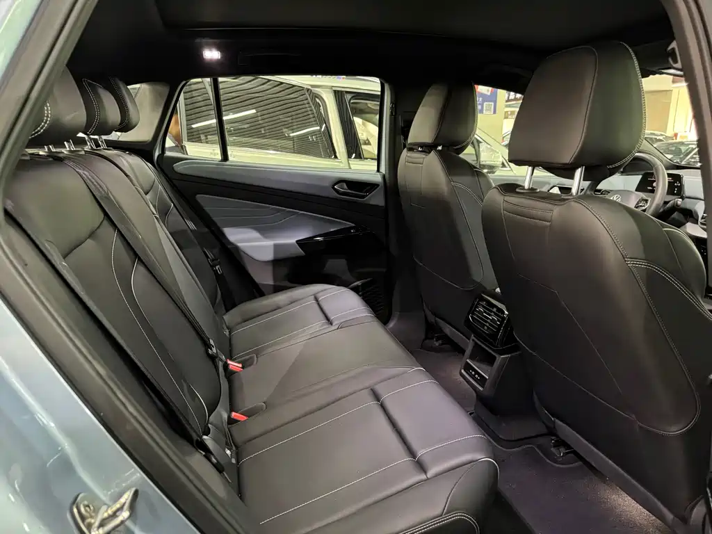 Volkswagen ID.4 X — миниатюра 11