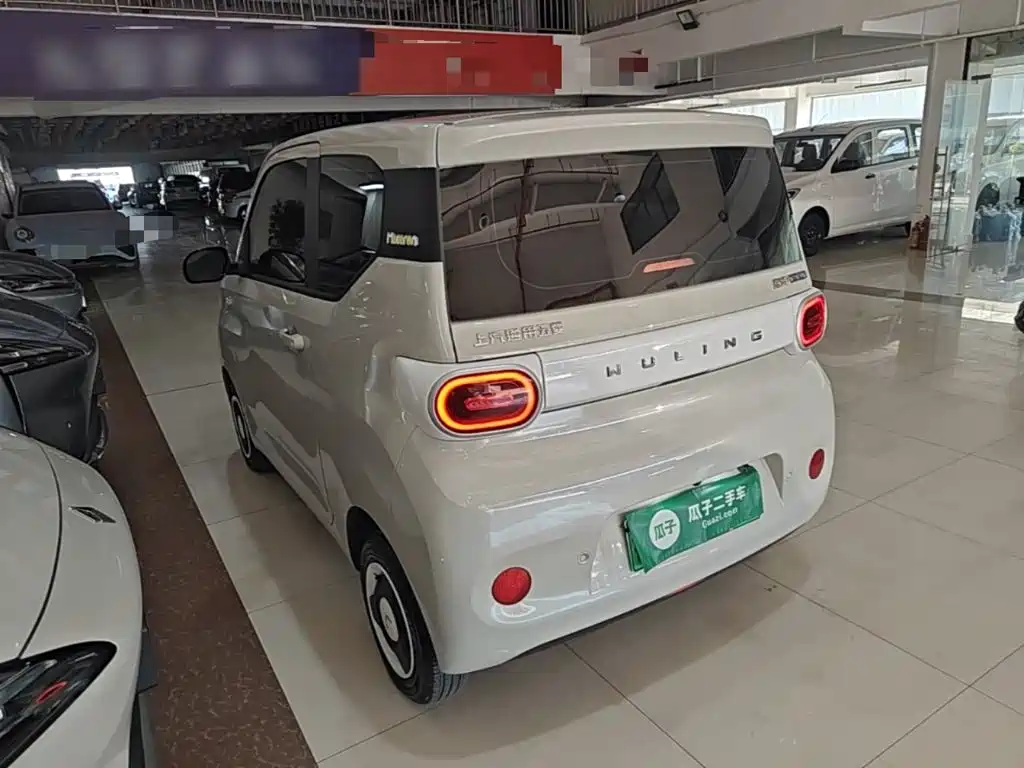 Wuling MINIEV — миниатюра 5