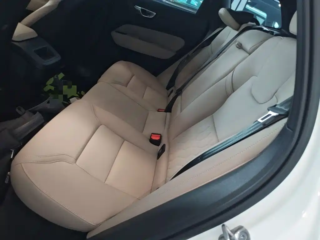 Volvo XC60 — миниатюра 17