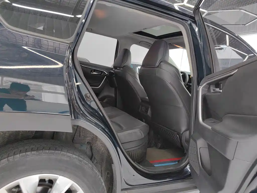 Toyota Wildlander — миниатюра 10