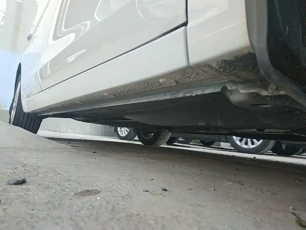 Buick Excelle — миниатюра 21