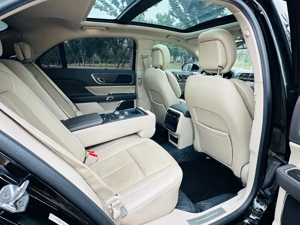 Lincoln Continental — миниатюра 14