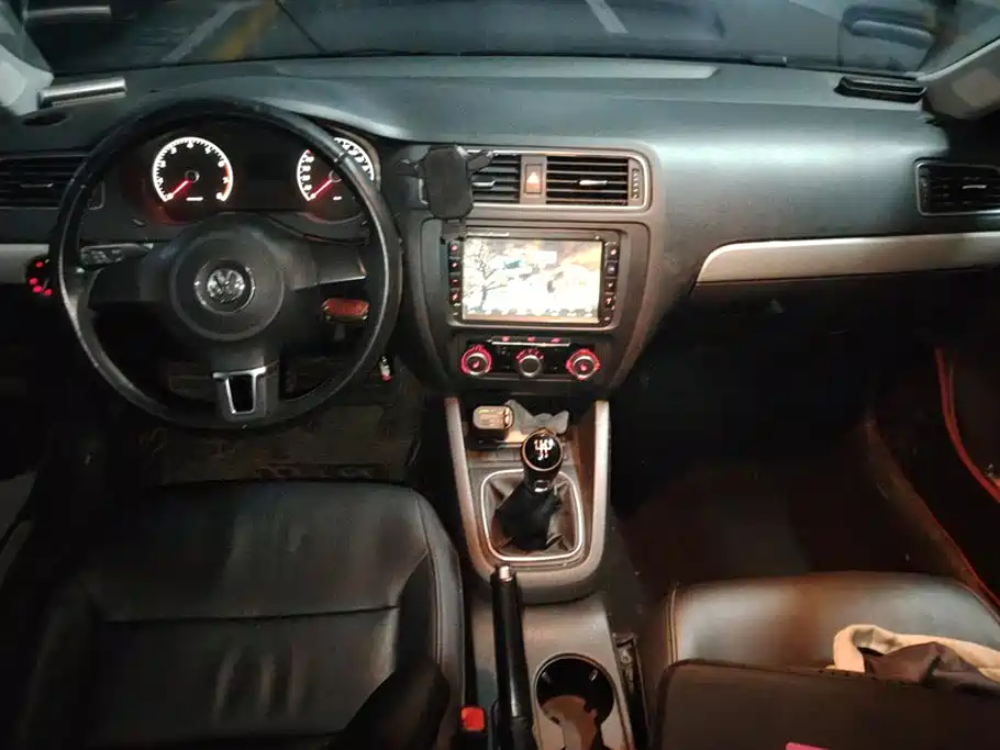 Volkswagen Sagitar — миниатюра 12
