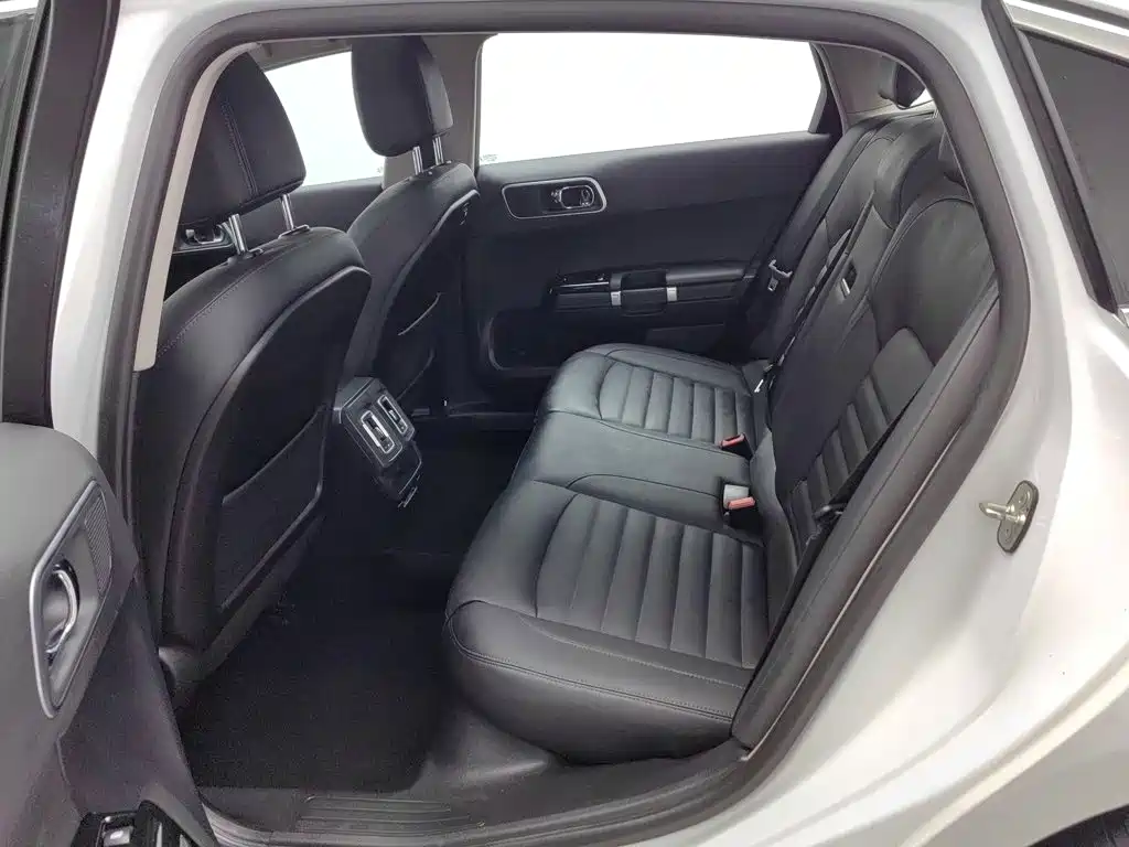 Citroen C6 — миниатюра 15