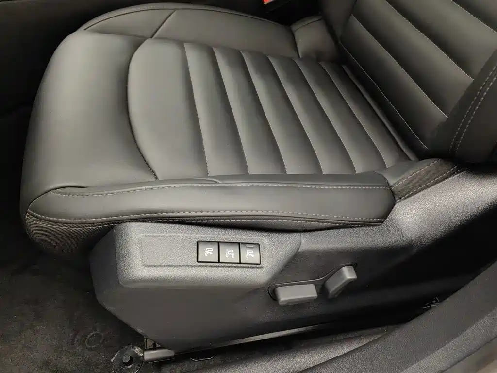 Citroen C6 — миниатюра 20