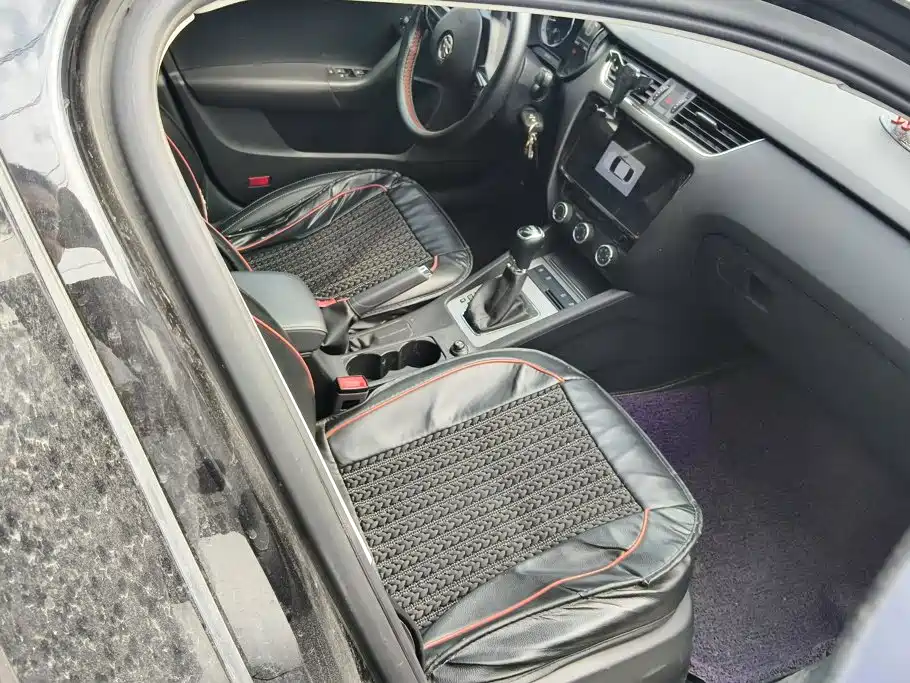Skoda Octavia — миниатюра 8