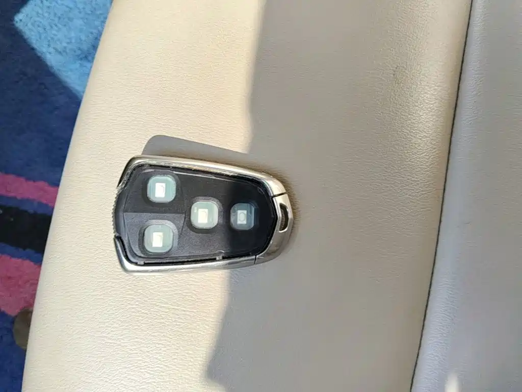 Cadillac XTS — миниатюра 9