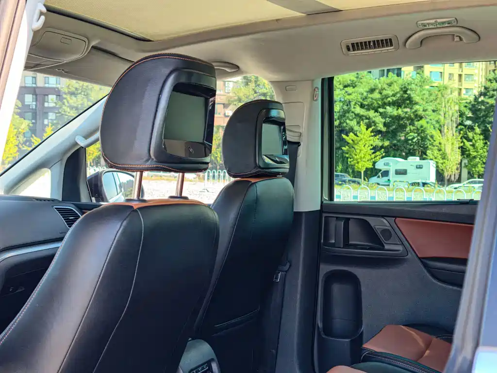 Volkswagen Sharan — миниатюра 12