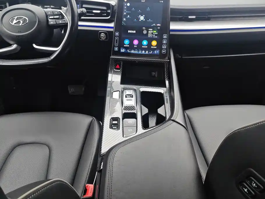 Hyundai Custo — миниатюра 16