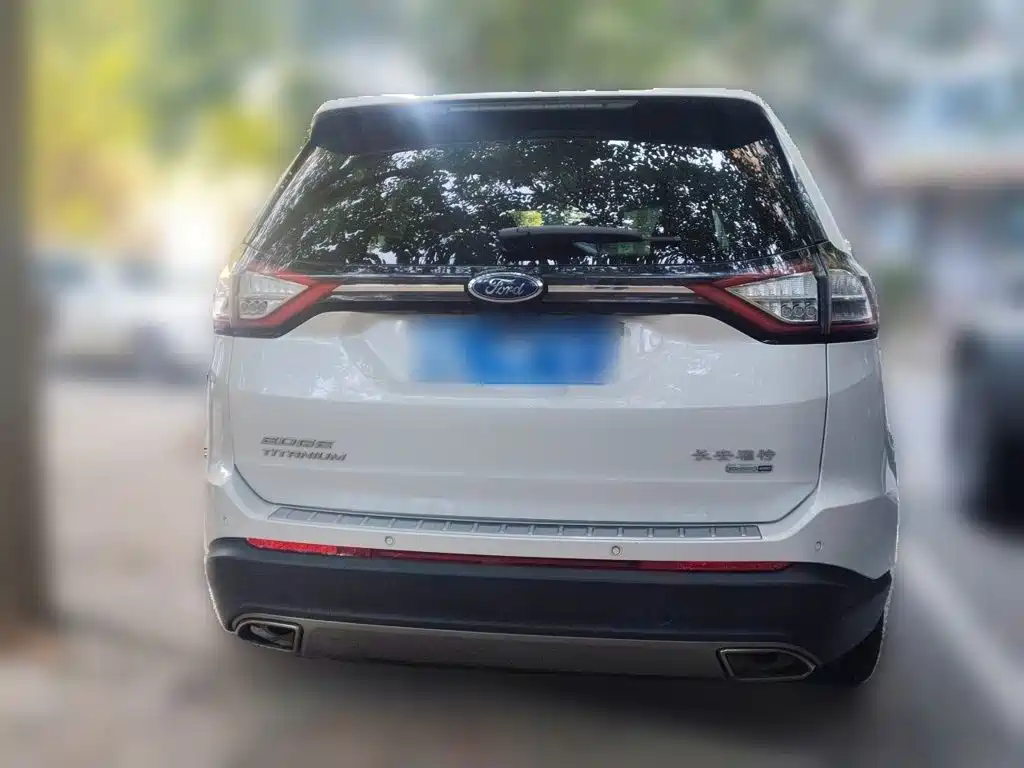 Ford Edge — миниатюра 3