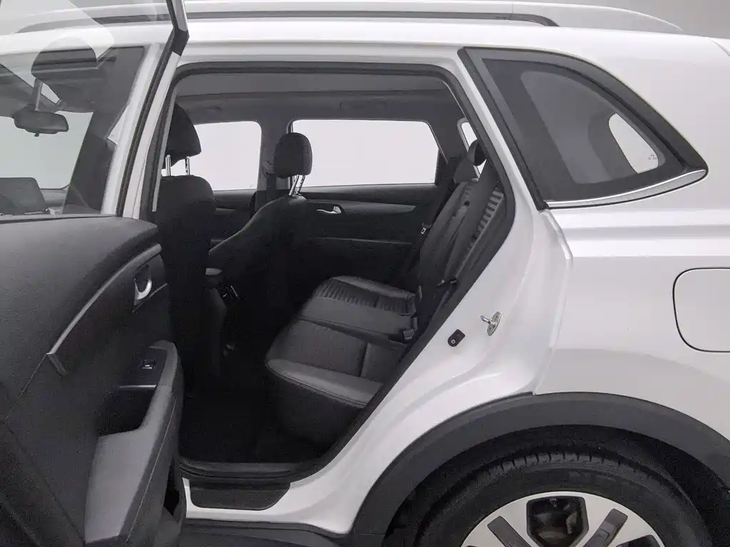 Kia Sportage — миниатюра 15
