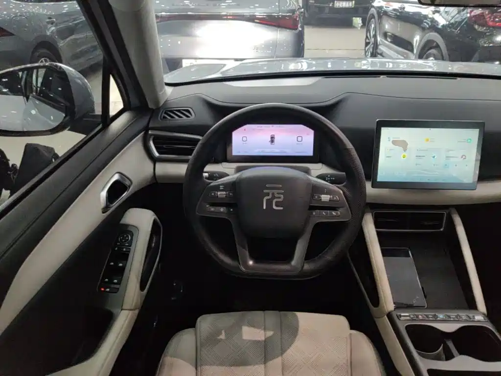 BYD Yuan UP — миниатюра 11