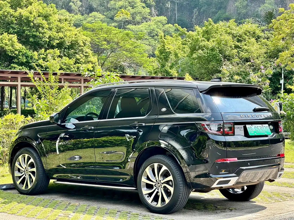 Land Rover Discovery Sport Hybrid — миниатюра 11