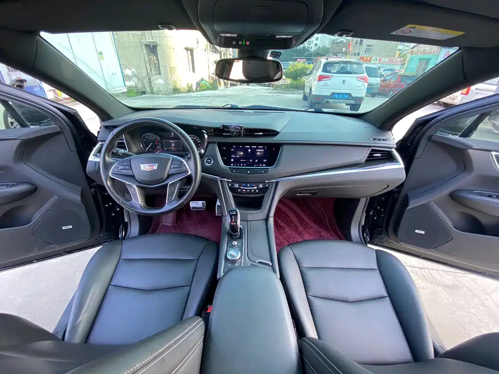 Cadillac XT5 — миниатюра 15