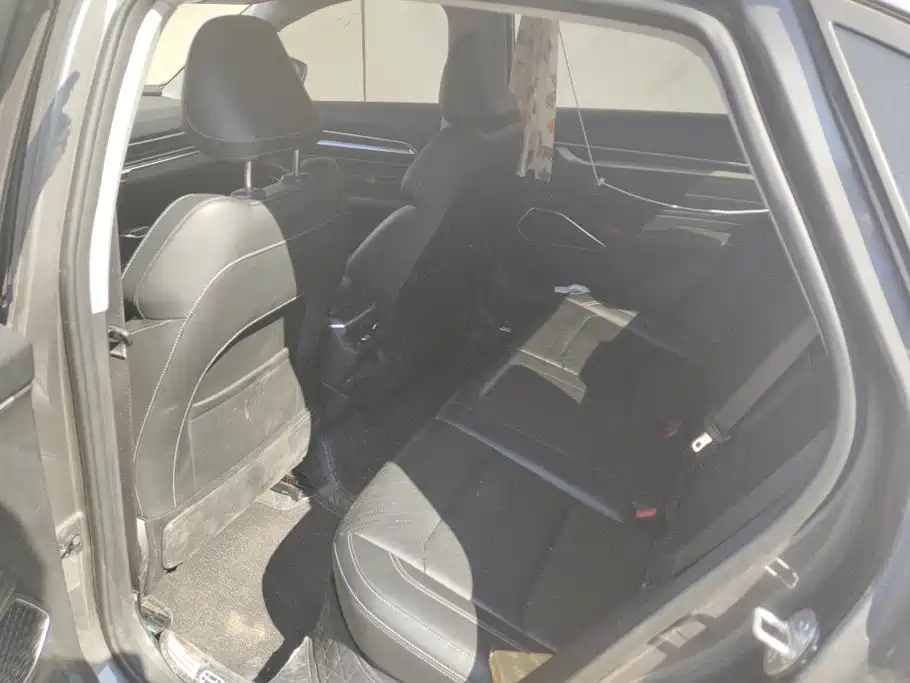Geely Emgrand — миниатюра 11