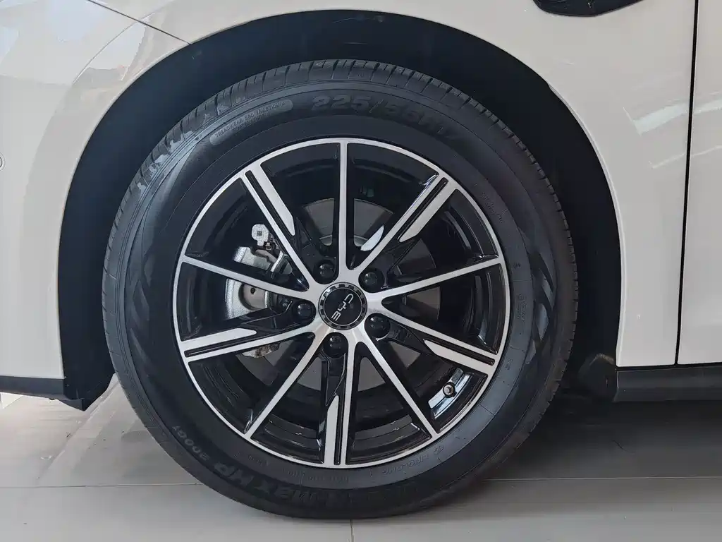 BYD Seal 06 — миниатюра 13