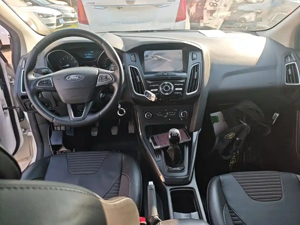 Ford Focus — миниатюра 10