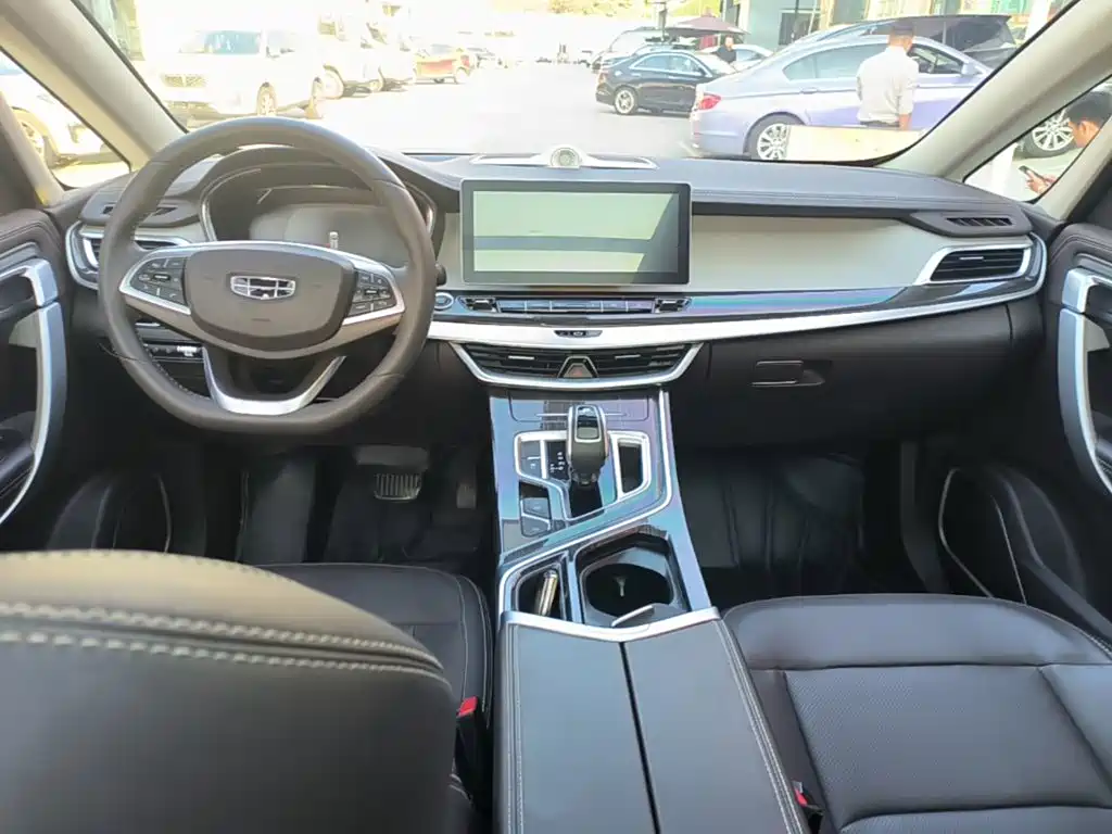 Geely Jia Ji — миниатюра 10