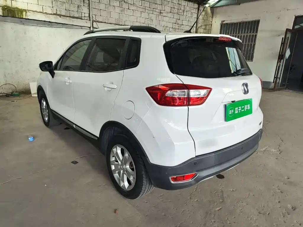 Changan CS15 — миниатюра 5