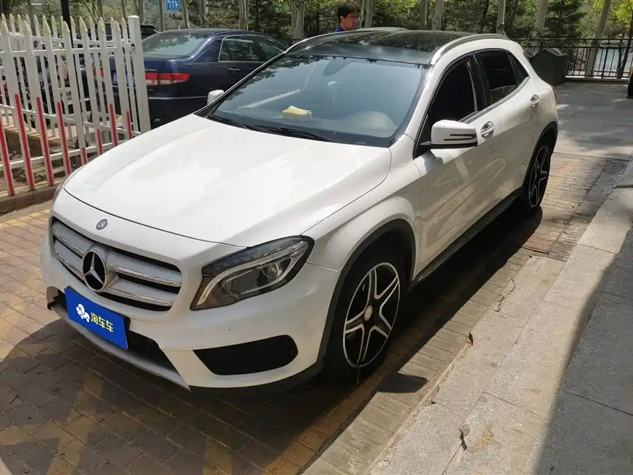 Mercedes-Benz GLA 2017
