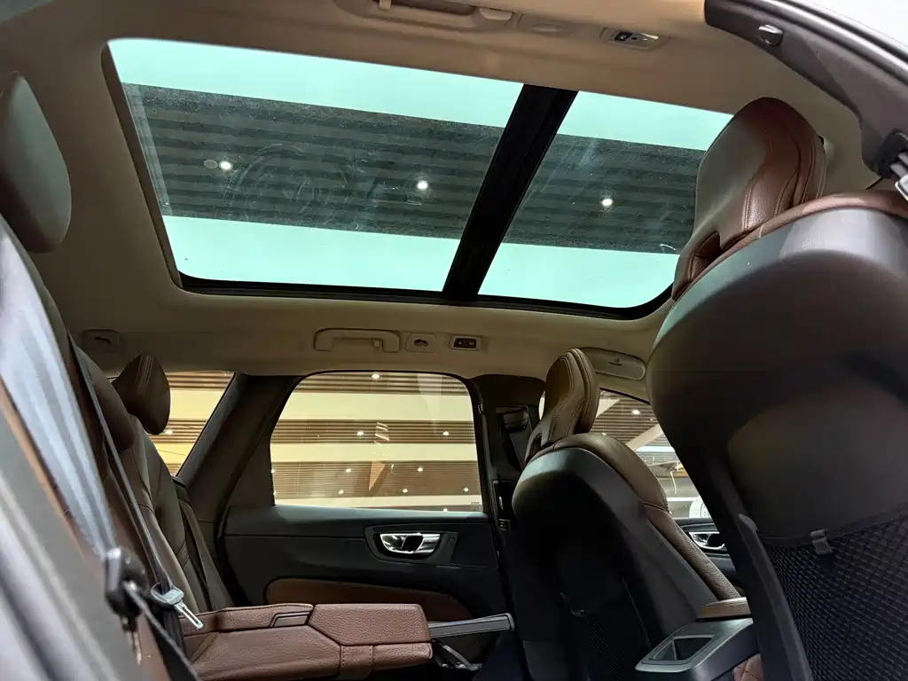 Volvo XC60 — миниатюра 27