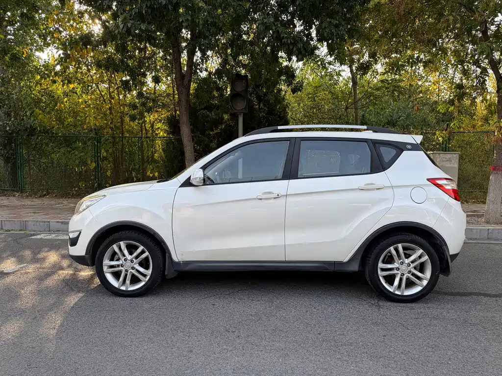 Changan CS35 — миниатюра 3