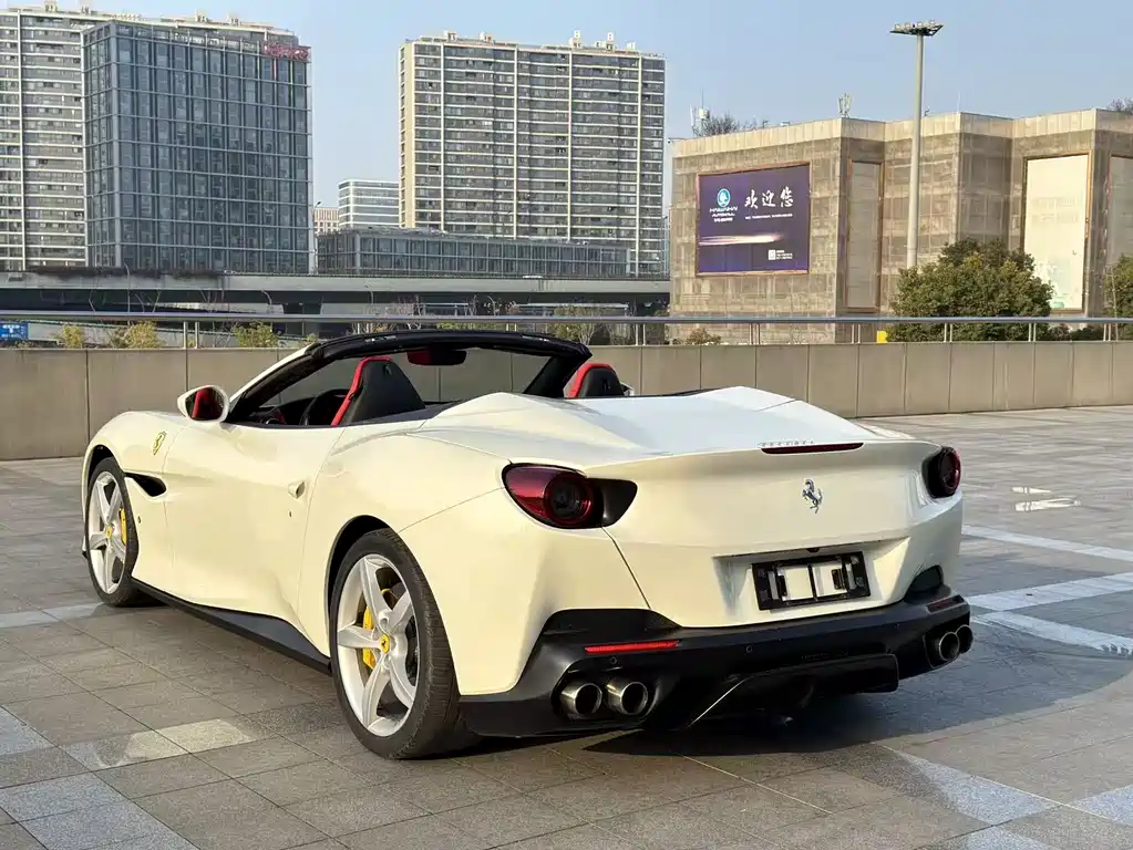 FERRARI PORTOFINO