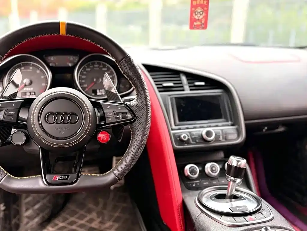 Audi R8 — миниатюра 8
