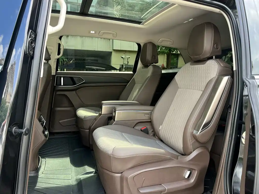 Volkswagen Viloran — миниатюра 8