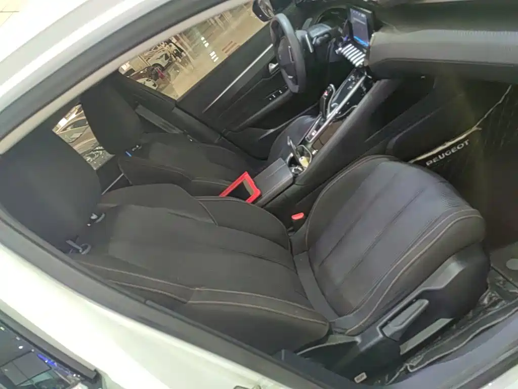 Peugeot 508 — миниатюра 25