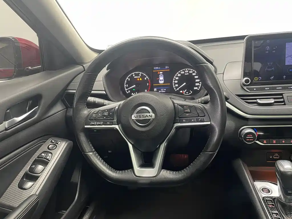 Nissan Teana — миниатюра 13