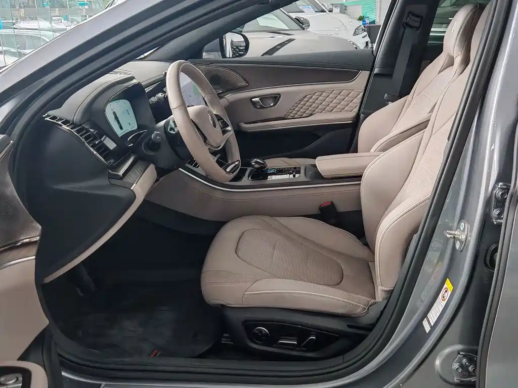 BYD Han — миниатюра 10