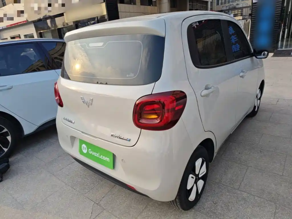 Wuling MINIEV — миниатюра 7