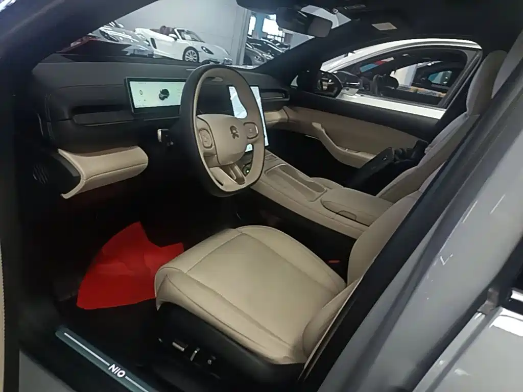 NIO ES6 — миниатюра 15