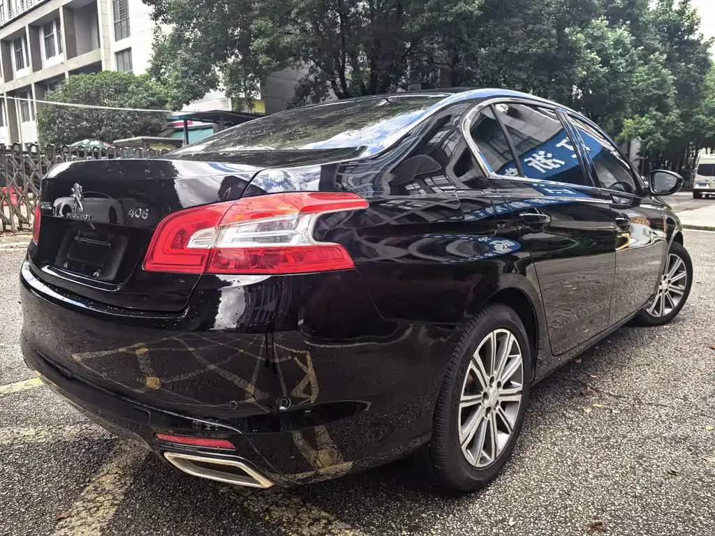 Peugeot 408 — миниатюра 21