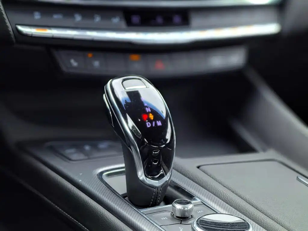 Cadillac CT5 — миниатюра 13