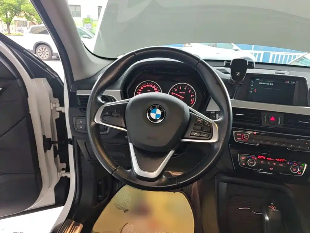 BMW X1 — миниатюра 11