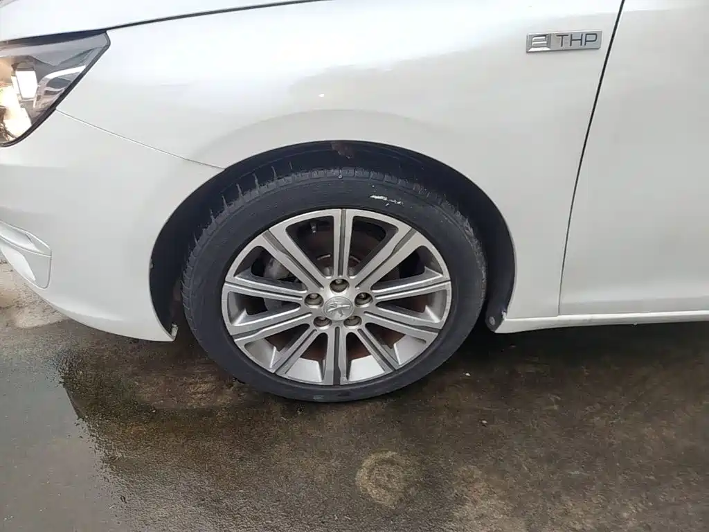 Peugeot 408 — миниатюра 23