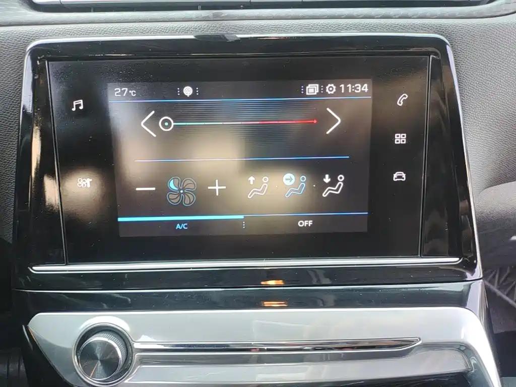 Peugeot 308 — миниатюра 13