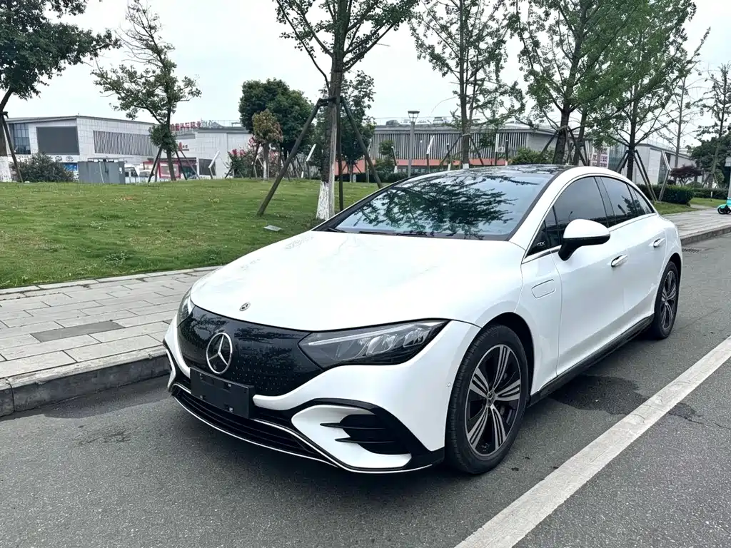 Mercedes-Benz EQE 2023